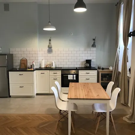 Apartament Laciarska * Breslavia